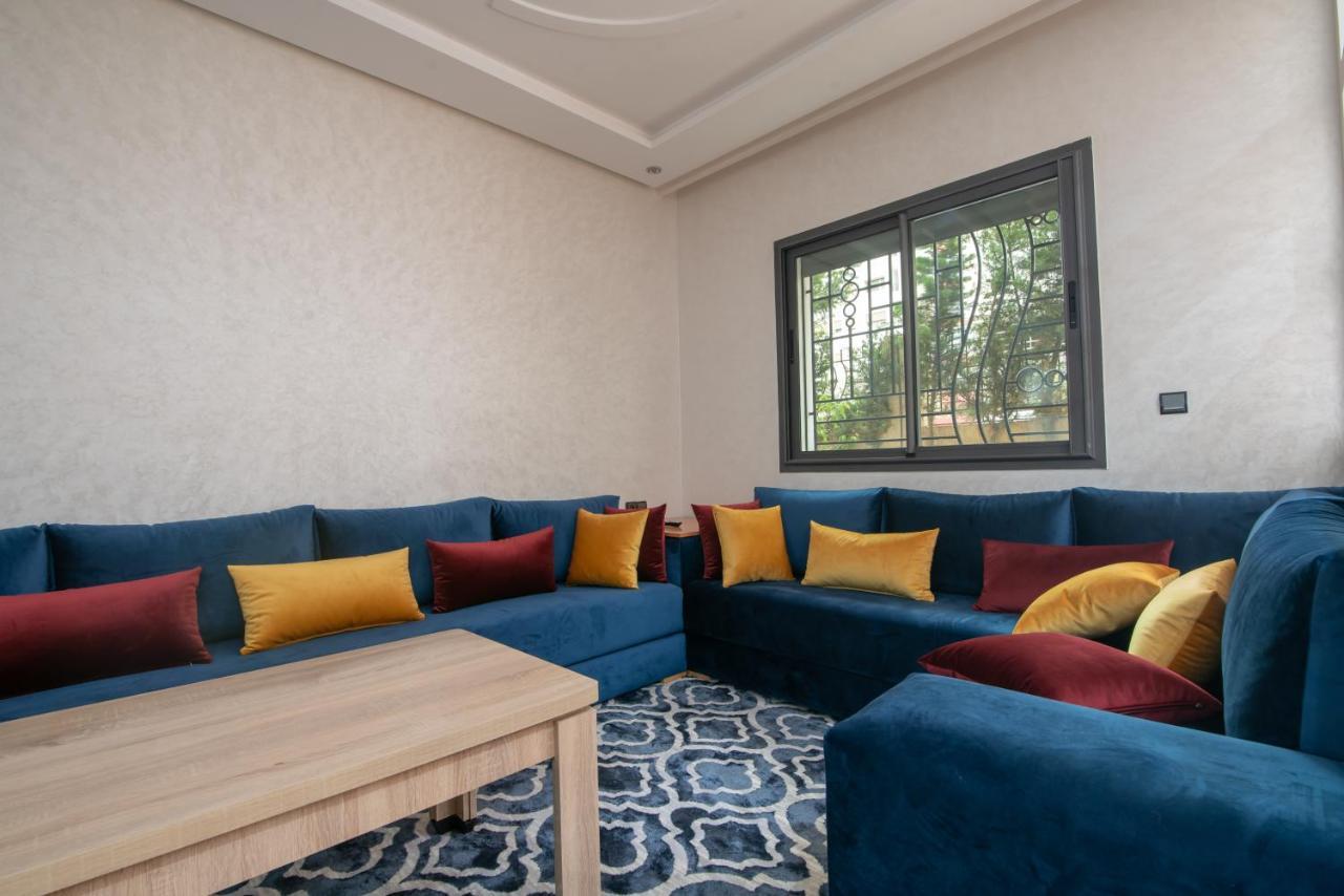 Adam's Apartments: Beach-Near Downtown Stay with Fiber Optic Wi-Fi Agadir Exterior photo