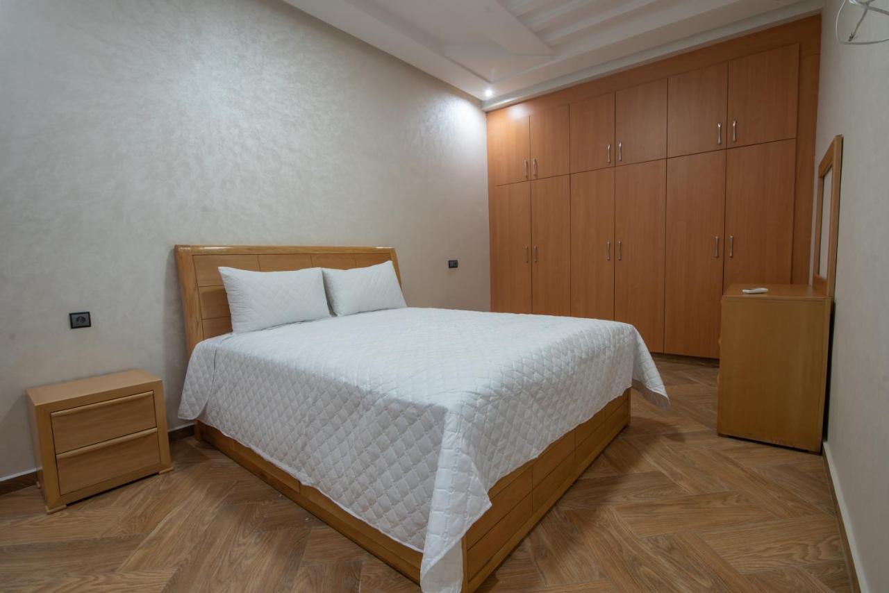 Adam's Apartments: Beach-Near Downtown Stay with Fiber Optic Wi-Fi Agadir Exterior photo
